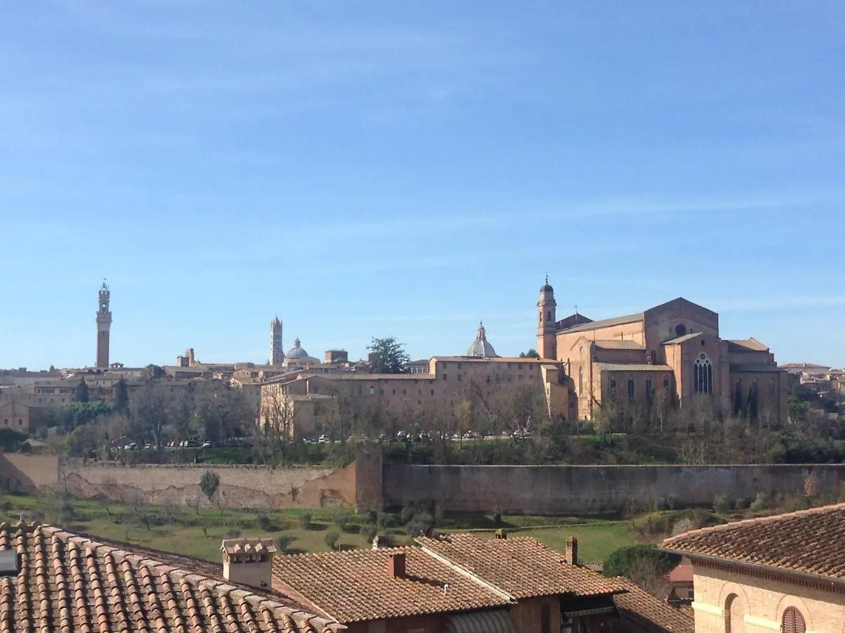 Affaccio Su Siena,Vicino Al Centro, Con Garage Apartment